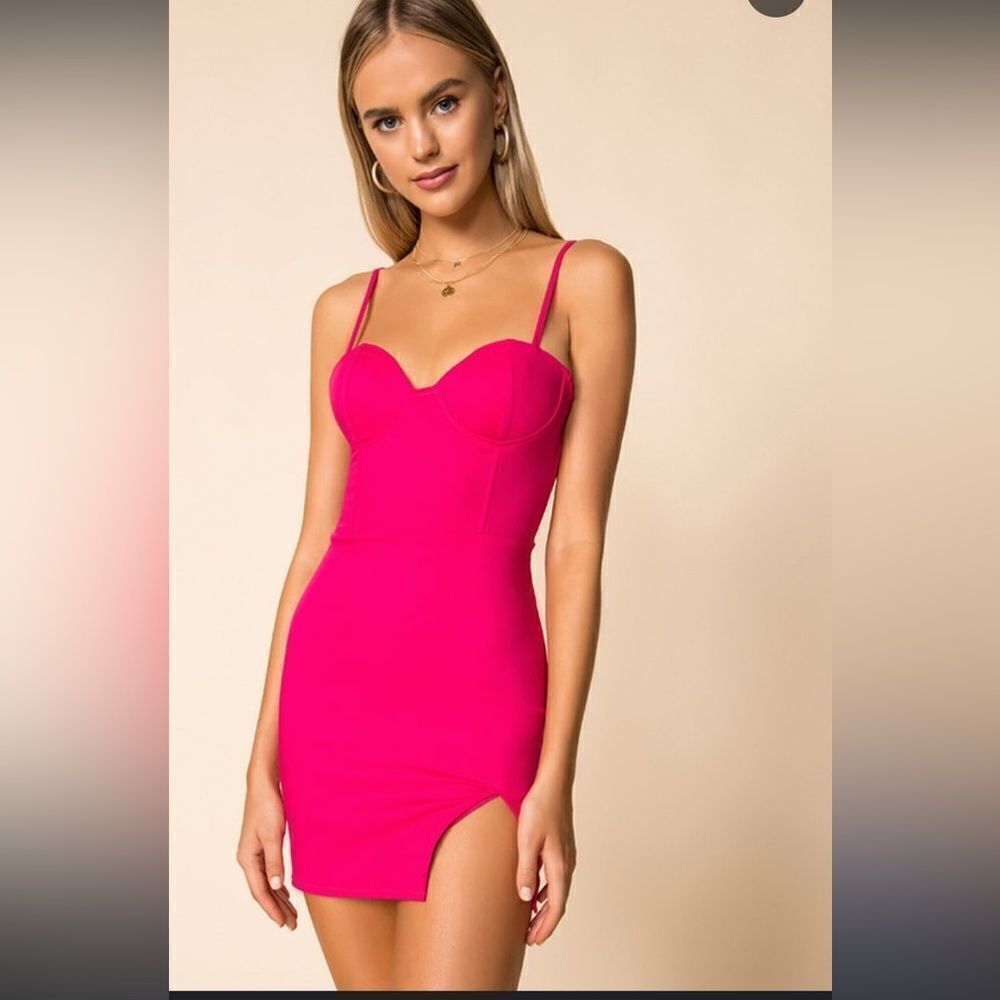 NWT Superdown oliviah bustier mini dress Hot Pink XS Revolve Barbie